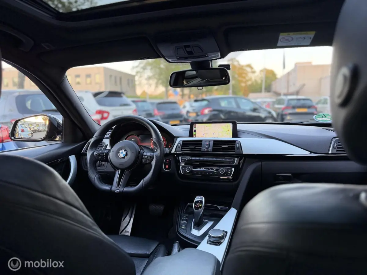 320i M Sport Edition|VIRTUAL|PANO|TREKHAAK