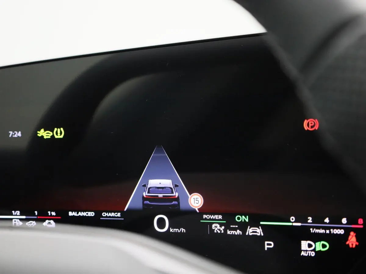 Avant 2.0 quattro S edition 299 PK | SoH 98% | 299 PK | S-line | Automaat | 360 Camera | Panorama glasdak | Adaptive Cruise Control | Stoelverwarming | Virtual Cockpit | LED Matrix | Lichtme