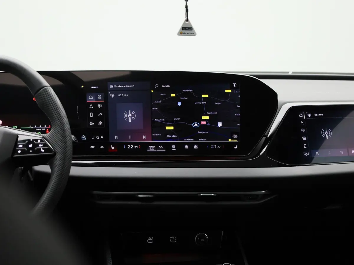 Avant 2.0 quattro S edition 299 PK | SoH 98% | 299 PK | S-line | Automaat | 360 Camera | Panorama glasdak | Adaptive Cruise Control | Stoelverwarming | Virtual Cockpit | LED Matrix | Lichtme