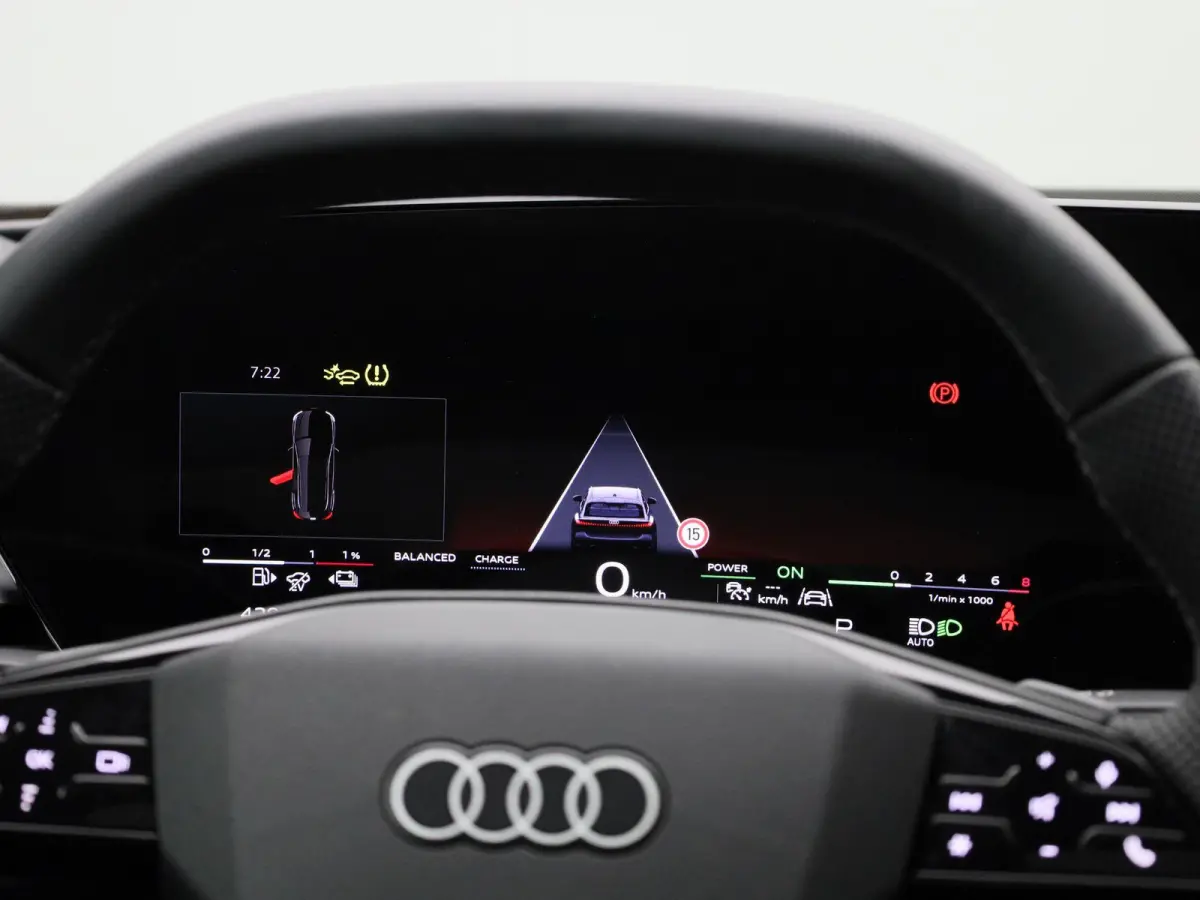 Avant 2.0 quattro S edition 299 PK | SoH 98% | 299 PK | S-line | Automaat | 360 Camera | Panorama glasdak | Adaptive Cruise Control | Stoelverwarming | Virtual Cockpit | LED Matrix | Lichtme