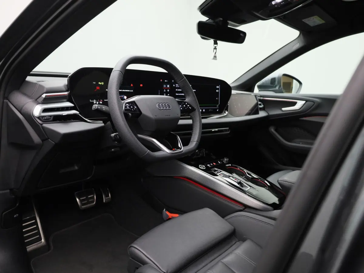 Avant 2.0 quattro S edition 299 PK | SoH 98% | 299 PK | S-line | Automaat | 360 Camera | Panorama glasdak | Adaptive Cruise Control | Stoelverwarming | Virtual Cockpit | LED Matrix | Lichtme