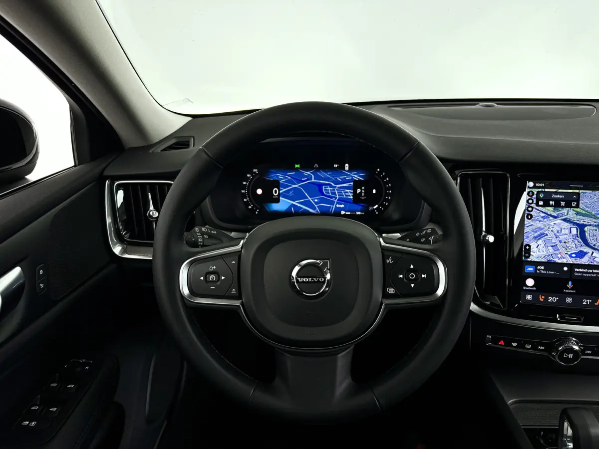 B4 Core | Park assist | Stoel- en Stuurverwarming | Cruise control