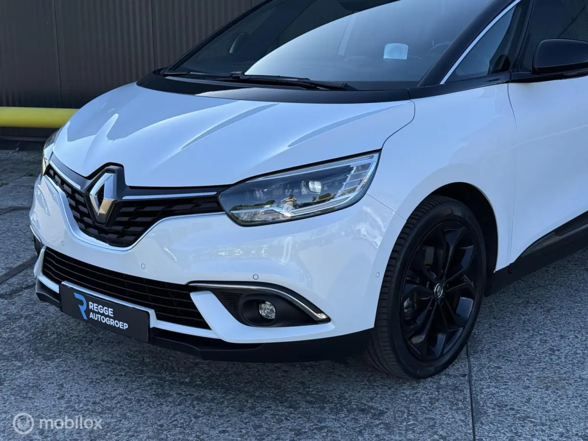 1.3 TCe Black Edition PANORAMADAK | BOMVOL
