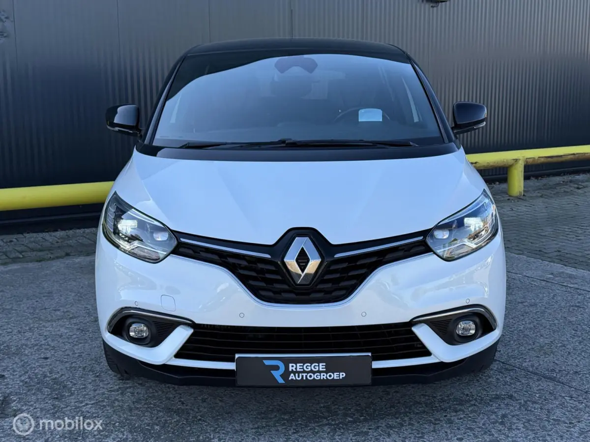 1.3 TCe Black Edition PANORAMADAK | BOMVOL