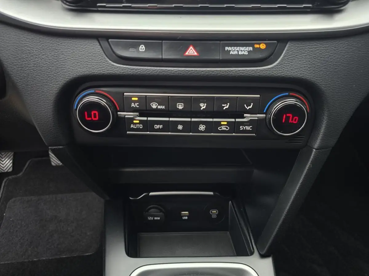 1.0 T-GDi DynamicLine Clima|Navi|Cruise|LED|Isofix|Nap!!