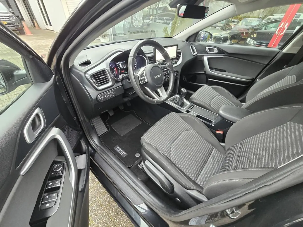 1.0 T-GDi DynamicLine Clima|Navi|Cruise|LED|Isofix|Nap!!