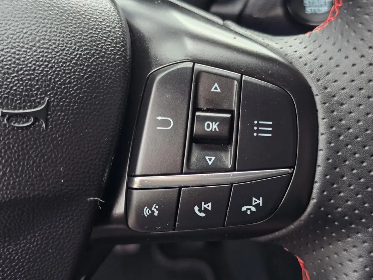 1.0 EcoBoost ST-Line X Clima|Navi|LED|Winterpack|Nap!!