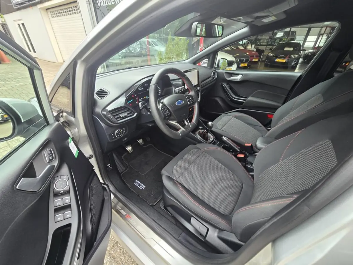 1.0 EcoBoost ST-Line X Clima|Navi|LED|Winterpack|Nap!!