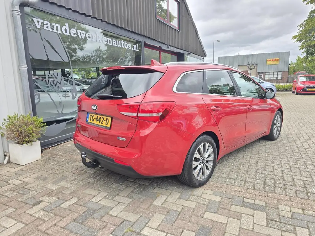 Cee'd 1.0 T-GDi DynamicLine Clima|Cruise|Navi|Trekhaak|UNIEK 18dkm NAP!!!!