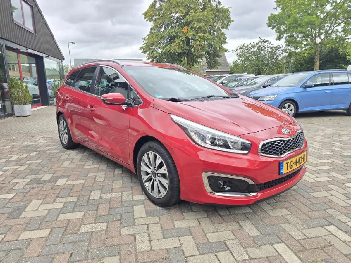 Cee'd 1.0 T-GDi DynamicLine Clima|Cruise|Navi|Trekhaak|UNIEK 18dkm NAP!!!!