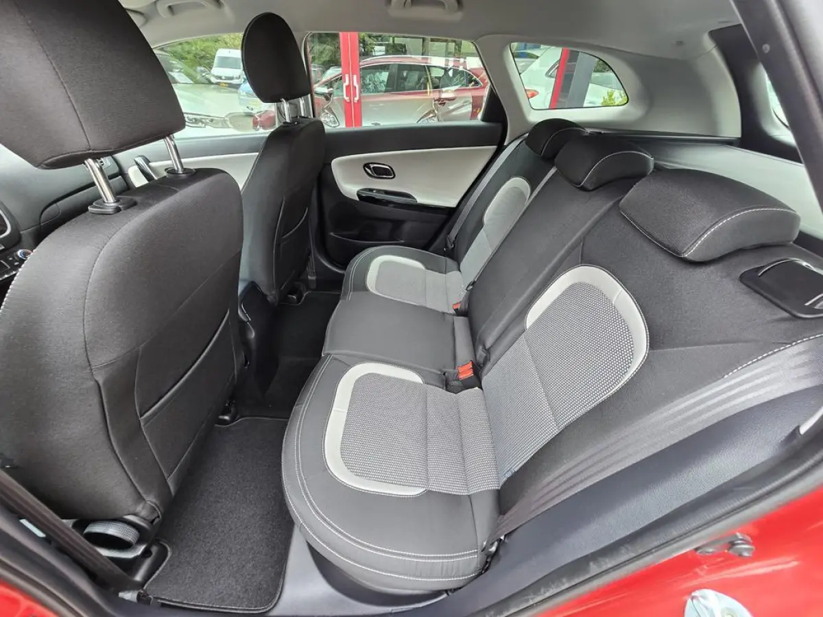 Cee'd 1.0 T-GDi DynamicLine Clima|Cruise|Navi|Trekhaak|UNIEK 18dkm NAP!!!!