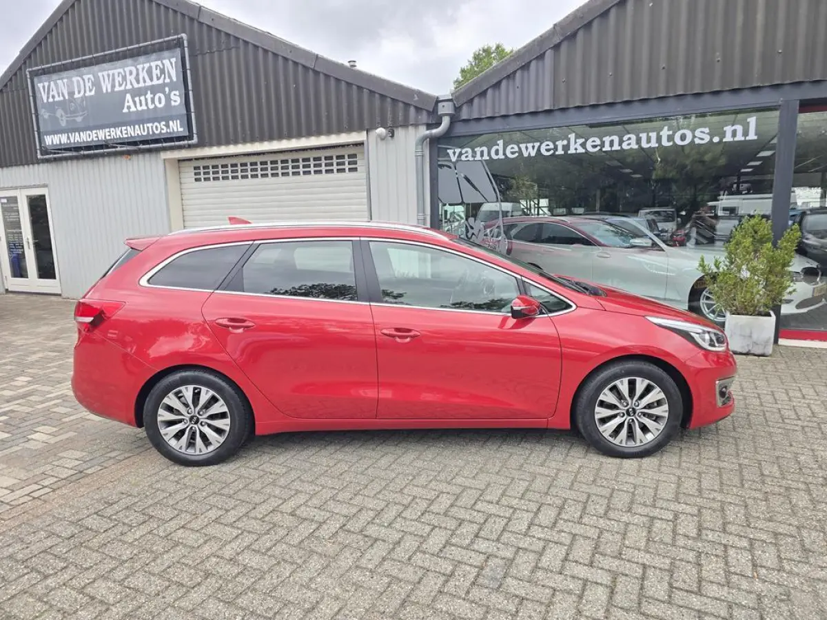 Cee'd 1.0 T-GDi DynamicLine Clima|Cruise|Navi|Trekhaak|UNIEK 18dkm NAP!!!!