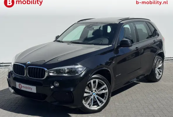 xDrive35i High Executive M-Sport NL Auto Trekhaak 3500kg Panoramadak | Surround View | Harman Kardon | Soft Close | Head-Up Display |