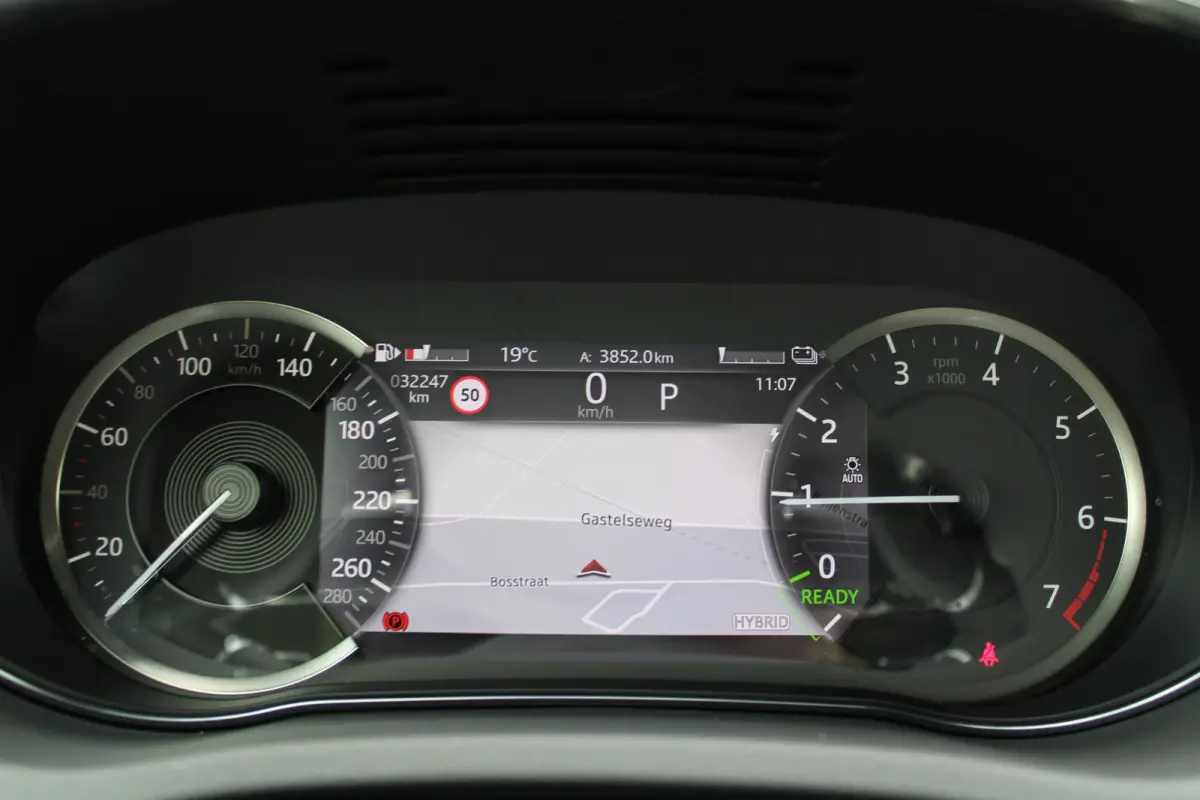 1.5 P300e AWD R-Dynamic HSE | panoramadak | meridian sound | black pack | adap. cruise | leder | bliss | NL auto
