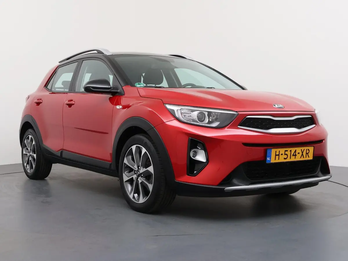 1.0 T-GDi DynamicLine | Apple CarPlay | Navigatie | Achteruitrijcamera |