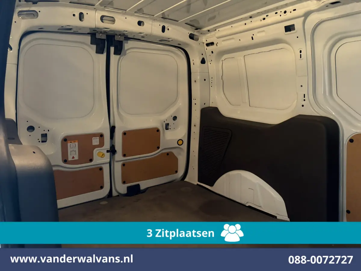 1.5 EcoBlue 120pk L2H1 Euro6 Airco | 3-Zits | Camera | Navigatie | Apple Carplay Stoelverwarming, Verwarmde voorruit, Parkeersensoren, Bijrijdersbank, 1500kg trekvermogen