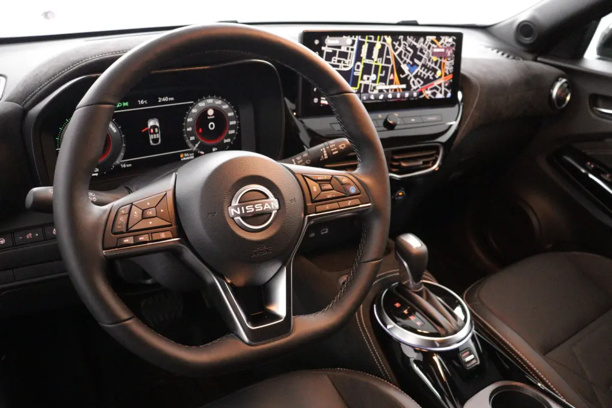 1.6 Hybrid N-Design | Adaptieve Cruise Control | 360 Camera | BOSE Audio | Stoel- & Stuurverw. |