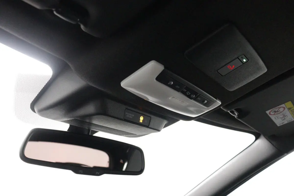 1.6 Hybrid N-Design | Adaptieve Cruise Control | 360 Camera | BOSE Audio | Stoel- & Stuurverw. |