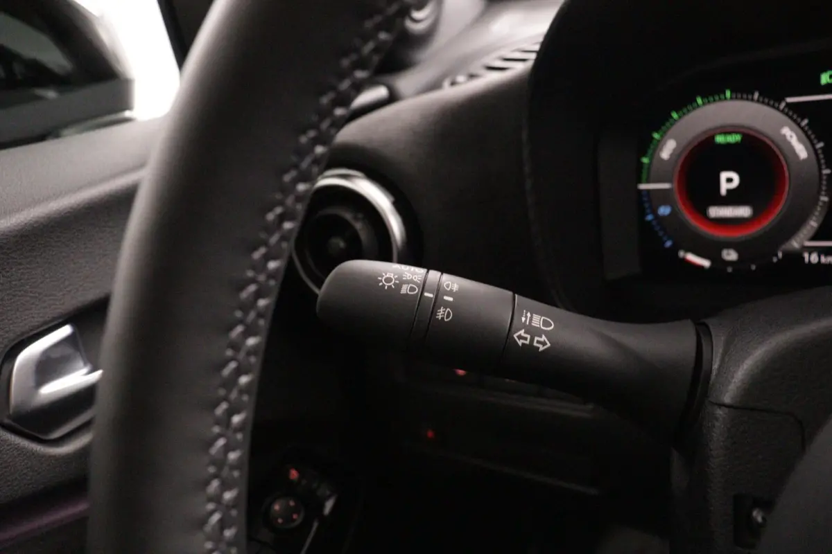 1.6 Hybrid N-Design | Adaptieve Cruise Control | 360 Camera | BOSE Audio | Stoel- & Stuurverw. |