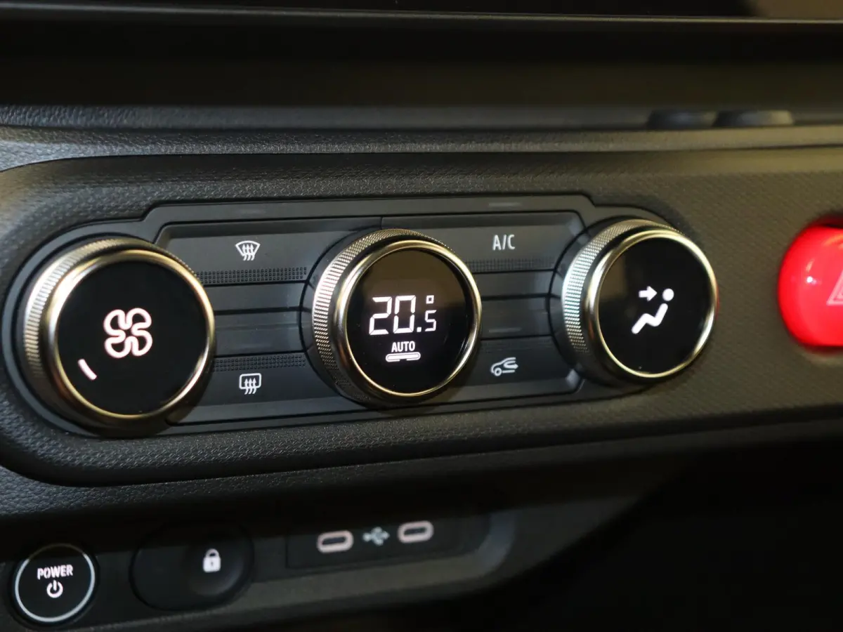 urban range techno 27.5 kWh Renault Twingo e-tech electric