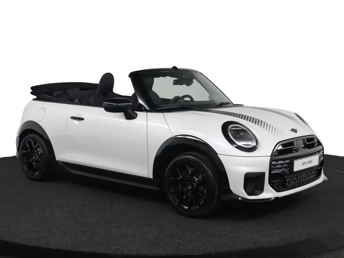 C | JCW Uitvoering | Pakket M | Head up Display | Harman Kardon | Achteruitrijcamera