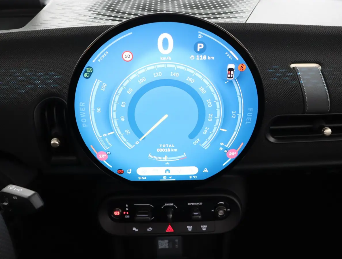 C | JCW Uitvoering | Pakket M | Head up Display | Harman Kardon | Achteruitrijcamera