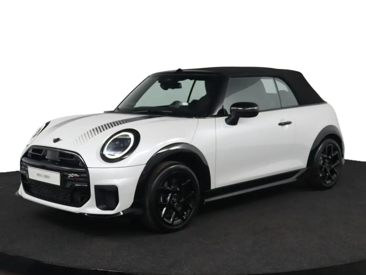 C | JCW Uitvoering | Pakket M | Head up Display | Harman Kardon | Achteruitrijcamera