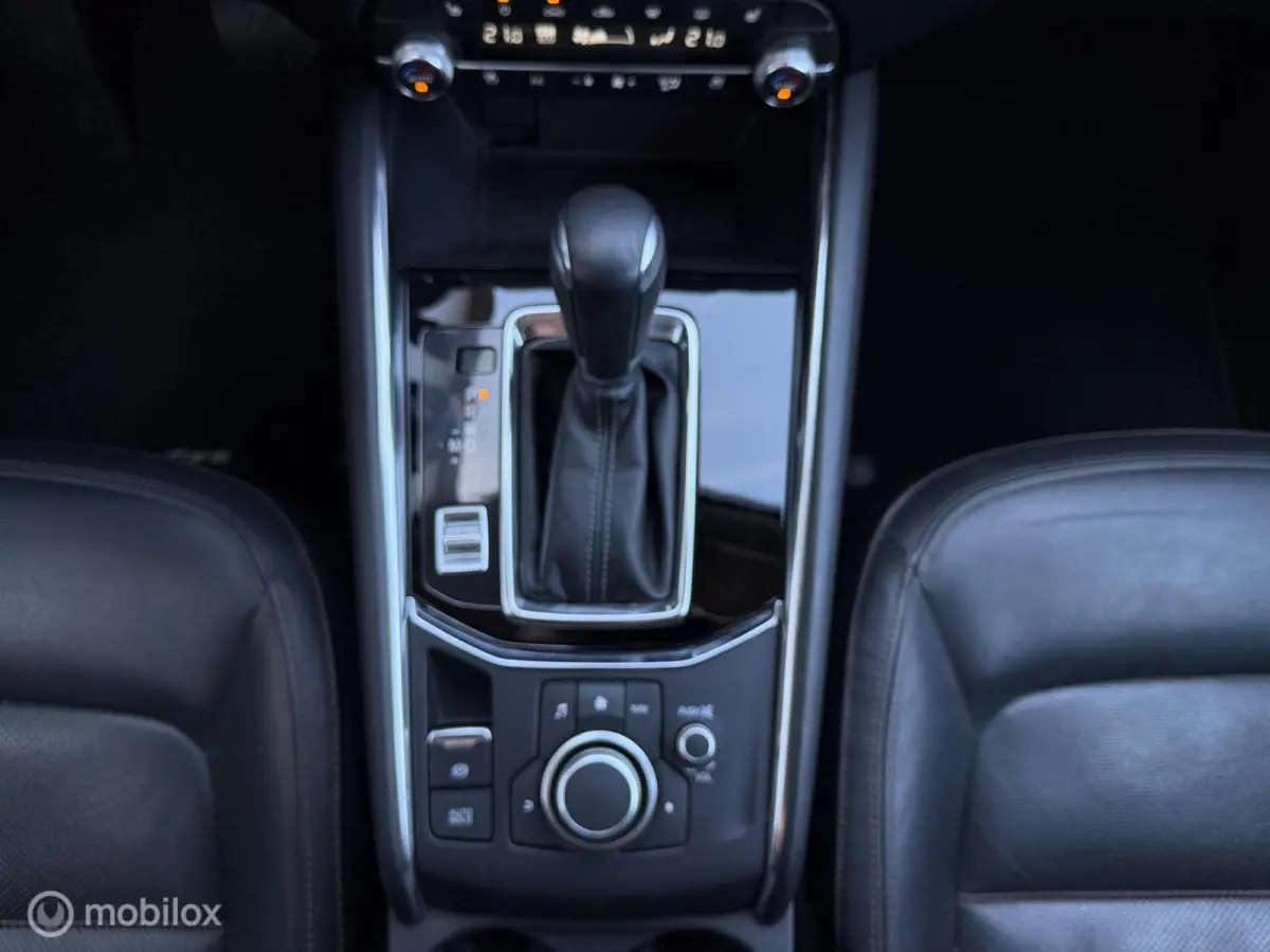 2.0 SkyActiv-G 165 Luxury !! VOL !! Acc Leer Stoel-/stuur verw. Led Trekh. etc.