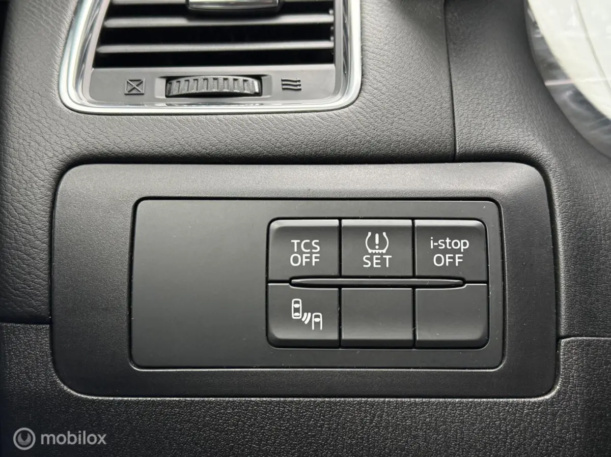 2.0 SkyActiv-G 160 GT-M 4WD Navi Camera Trekhaak Bose Keyless