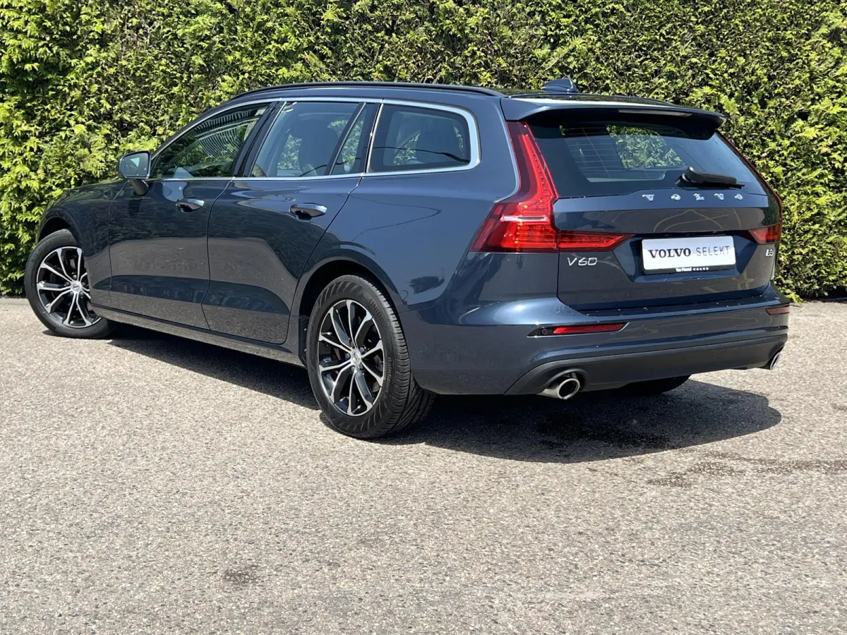 B3 Momentum | Pano dak | Cruise control | Keyless |