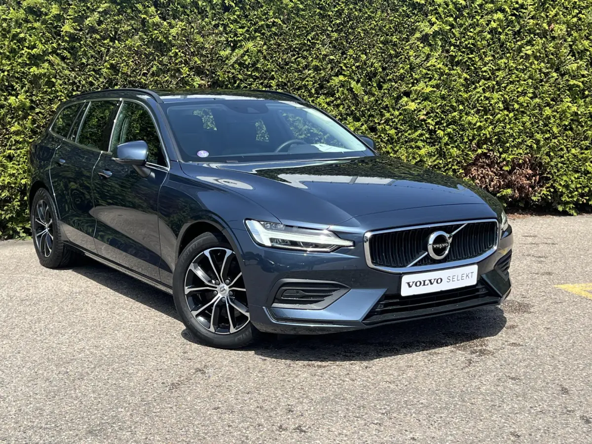 B3 Momentum | Pano dak | Cruise control | Keyless |