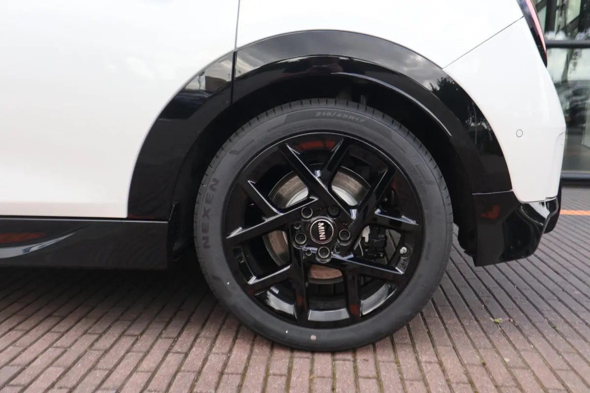 Cooper C John Cooper Works M | Panorama Dak | Premium Sportstoelen | Sportstuur