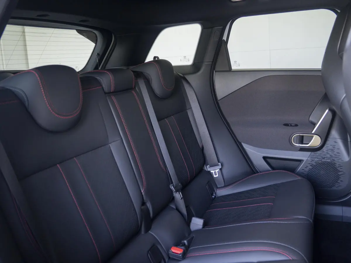 E John Cooper Works Uitvoering | M Pakket