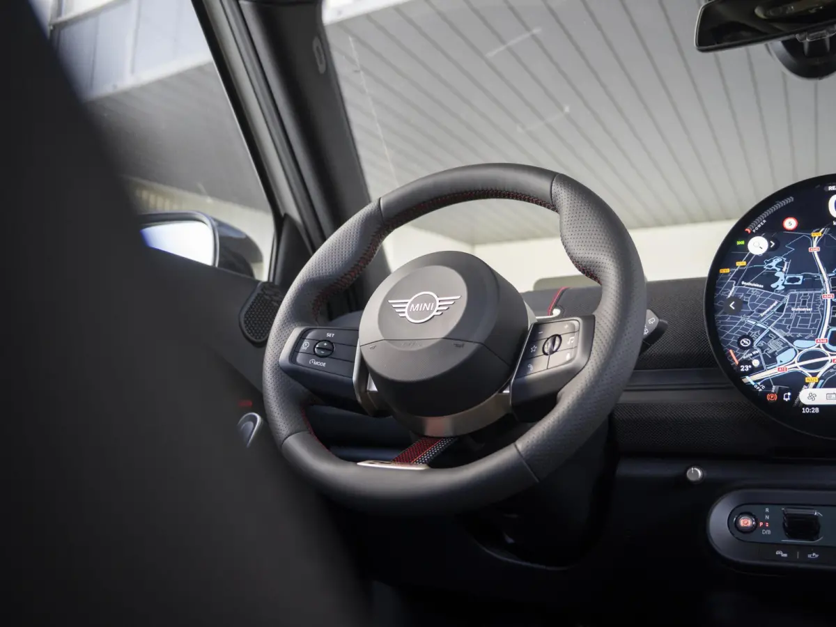E John Cooper Works Uitvoering | M Pakket