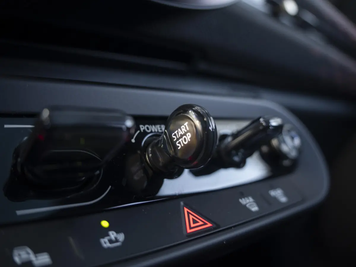 E John Cooper Works Uitvoering | M Pakket