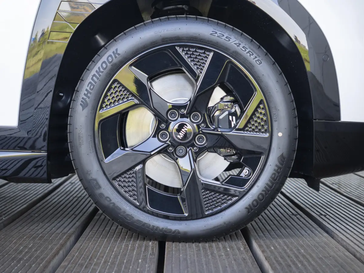 E John Cooper Works Uitvoering | M Pakket