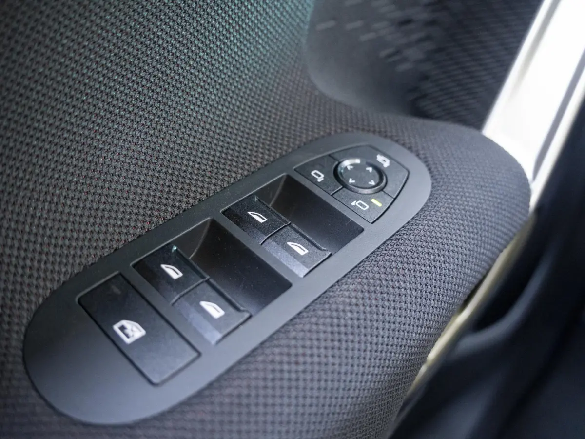 E John Cooper Works Uitvoering | M Pakket