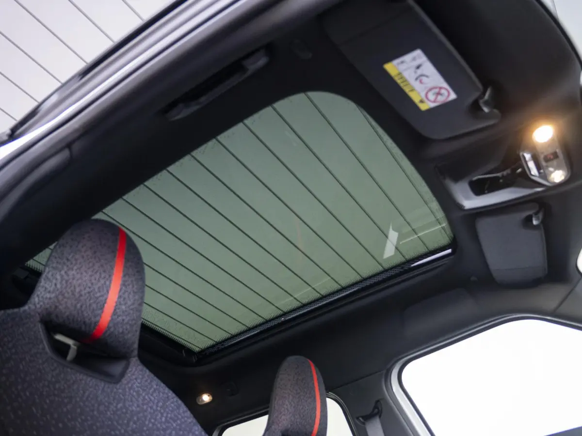 E John Cooper Works Uitvoering | M Pakket