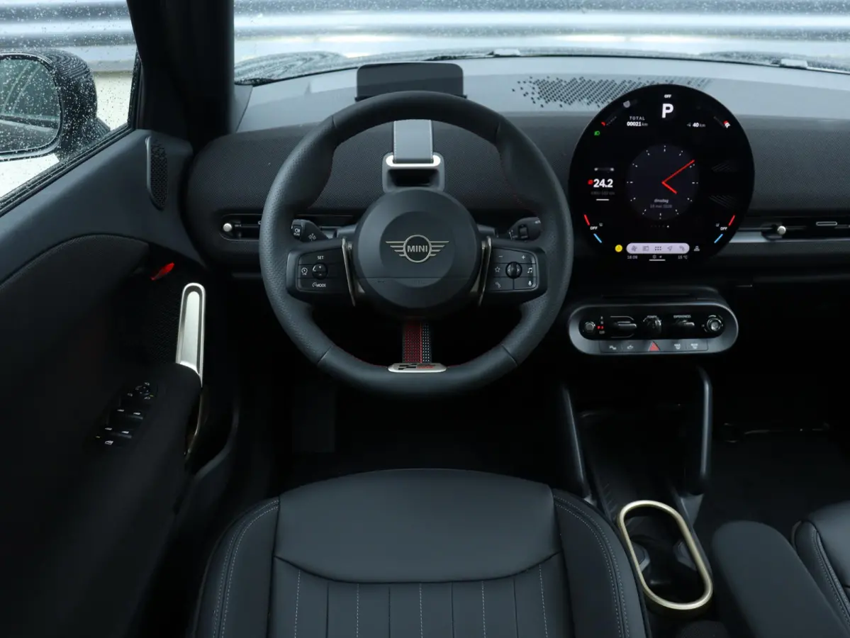 E John Cooper Works Uitvoering | M Pakket | Panoramadak