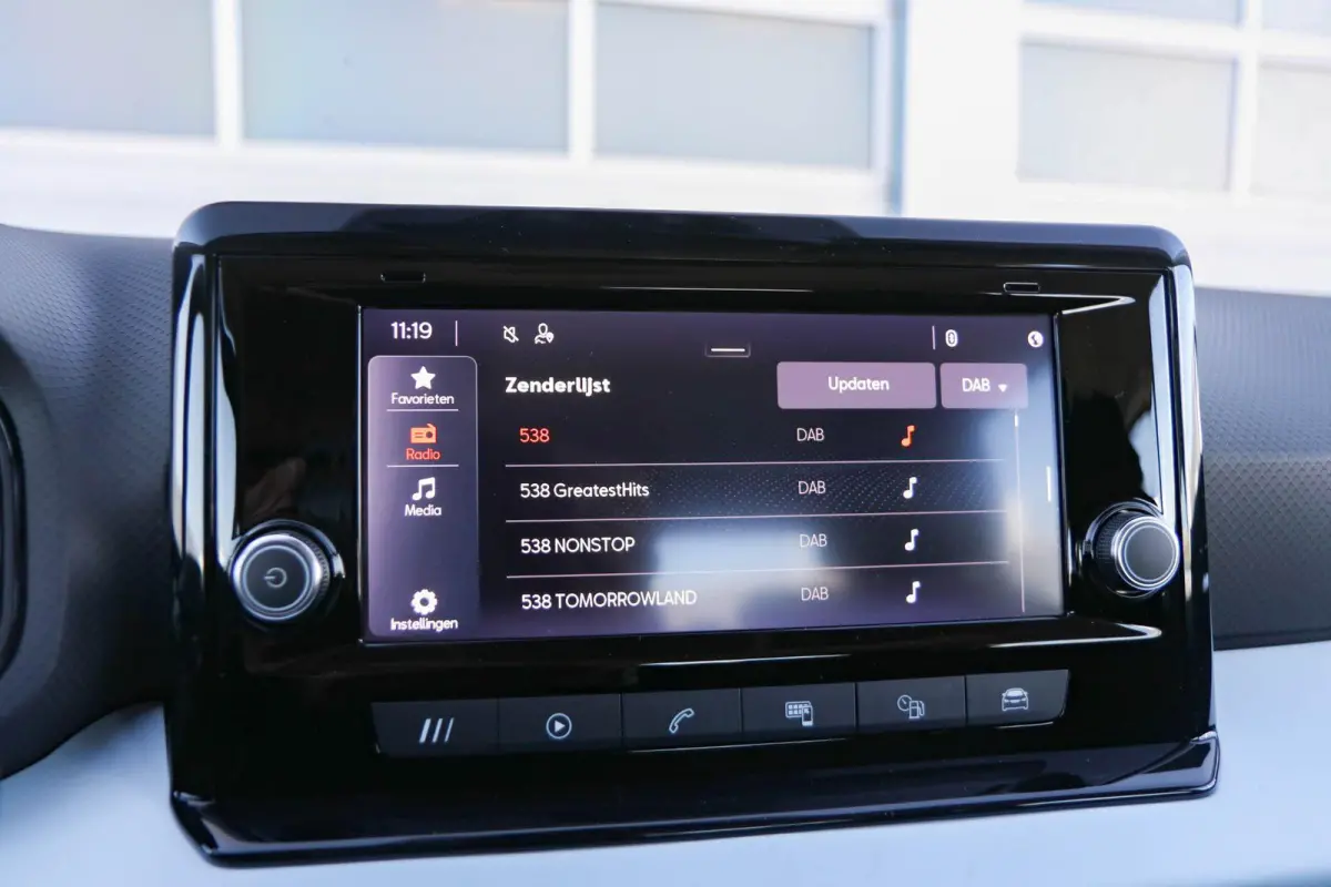 1.0 TSI 95pk Style | Full Link | Clima | Parkeersensoren Achter