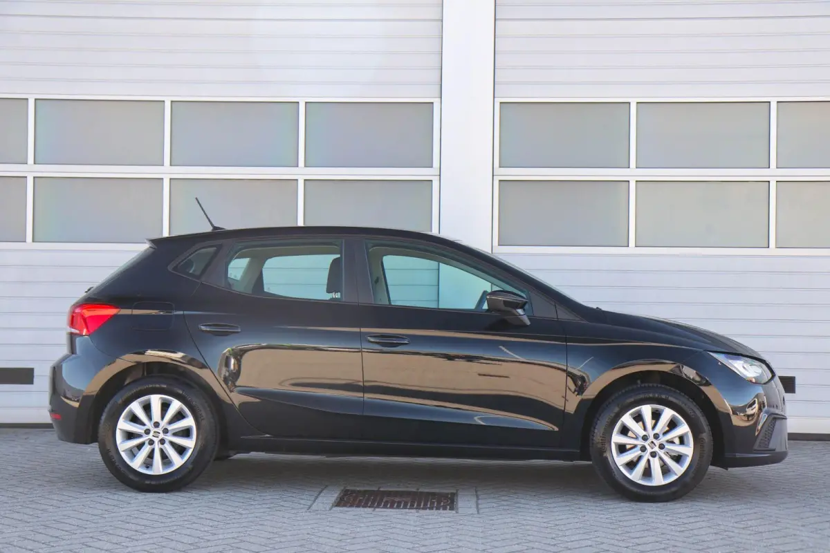 1.0 TSI 95pk Style | Full Link | Clima | Parkeersensoren Achter