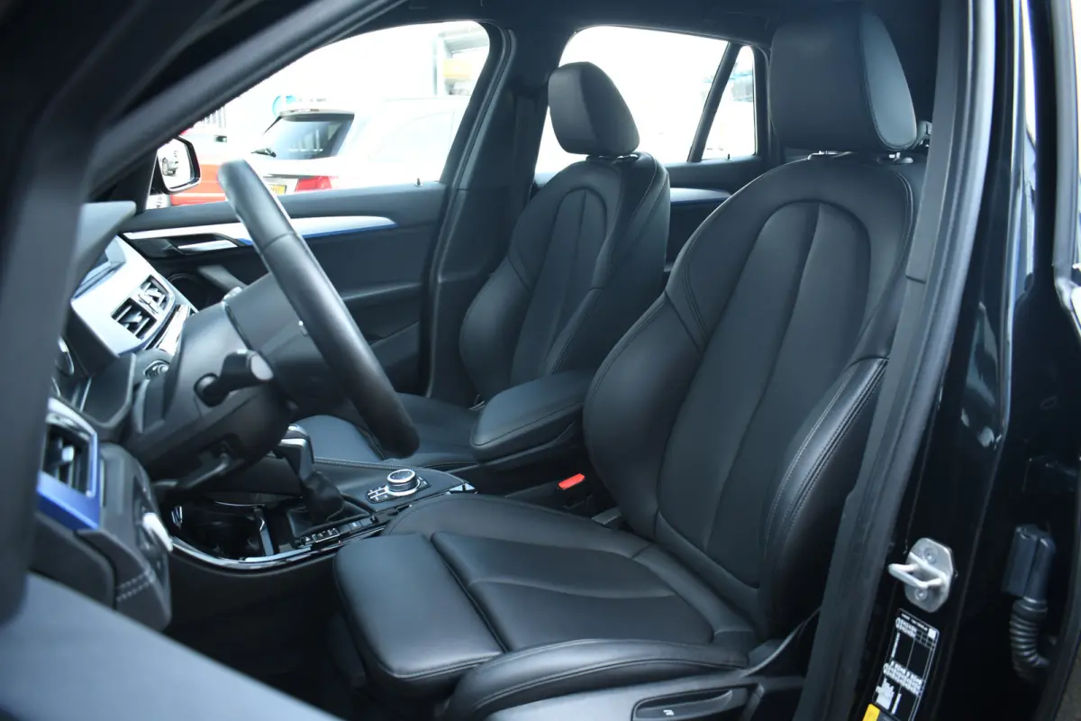 xDrive25e 220pk M-Sport Leder Stuurverw LED El-klep DAB €21490 ex-BTW!