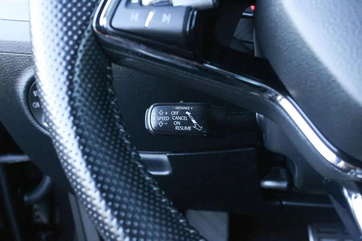 1.4 TSI 218pk PHEV iV Sportline Business | SoH 96% | Trekhaak | Elektrisch Verstelbare Voorstoelen | Voorruit Verwarming | Stoelen Voor/Achter Verwarmd | Canton Audio
