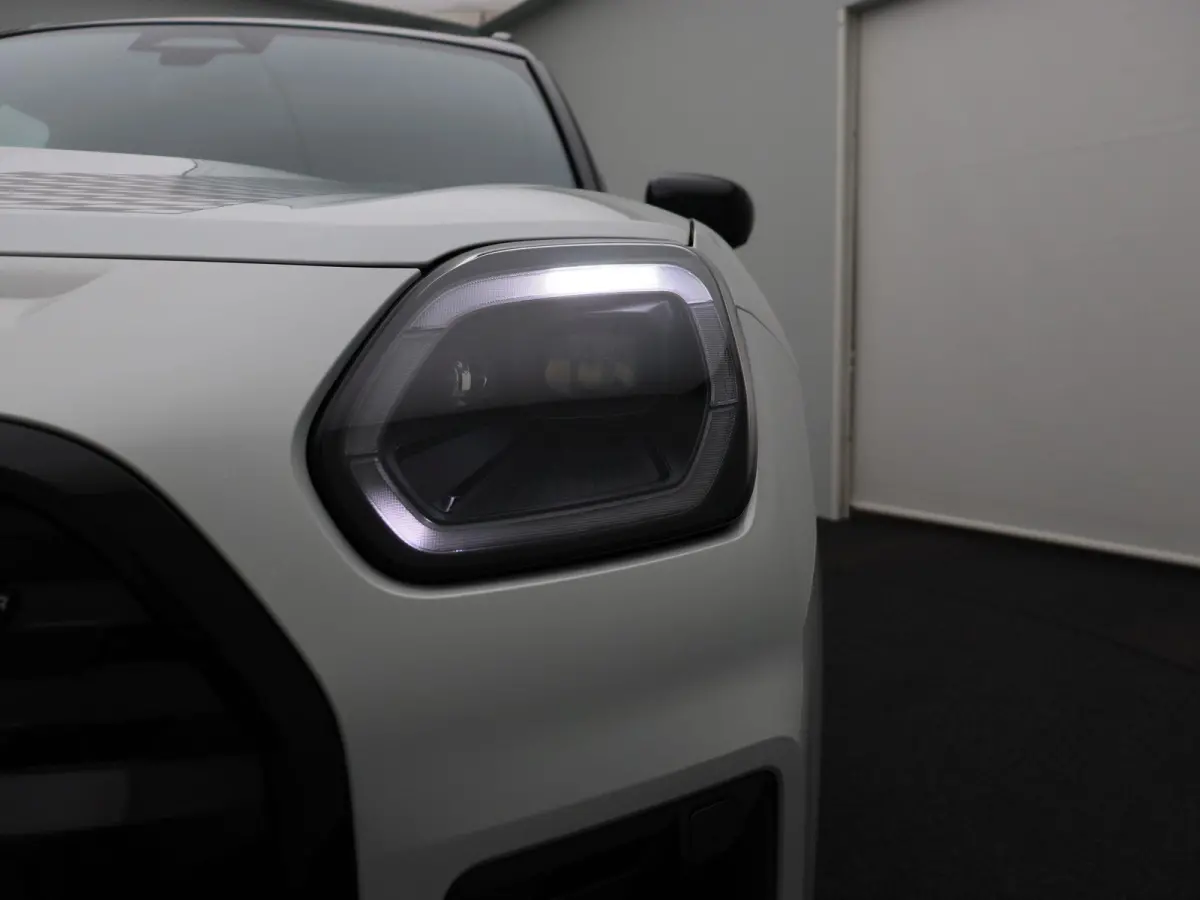 E John Cooper Works + XL Pakket + Getint glas + Pano