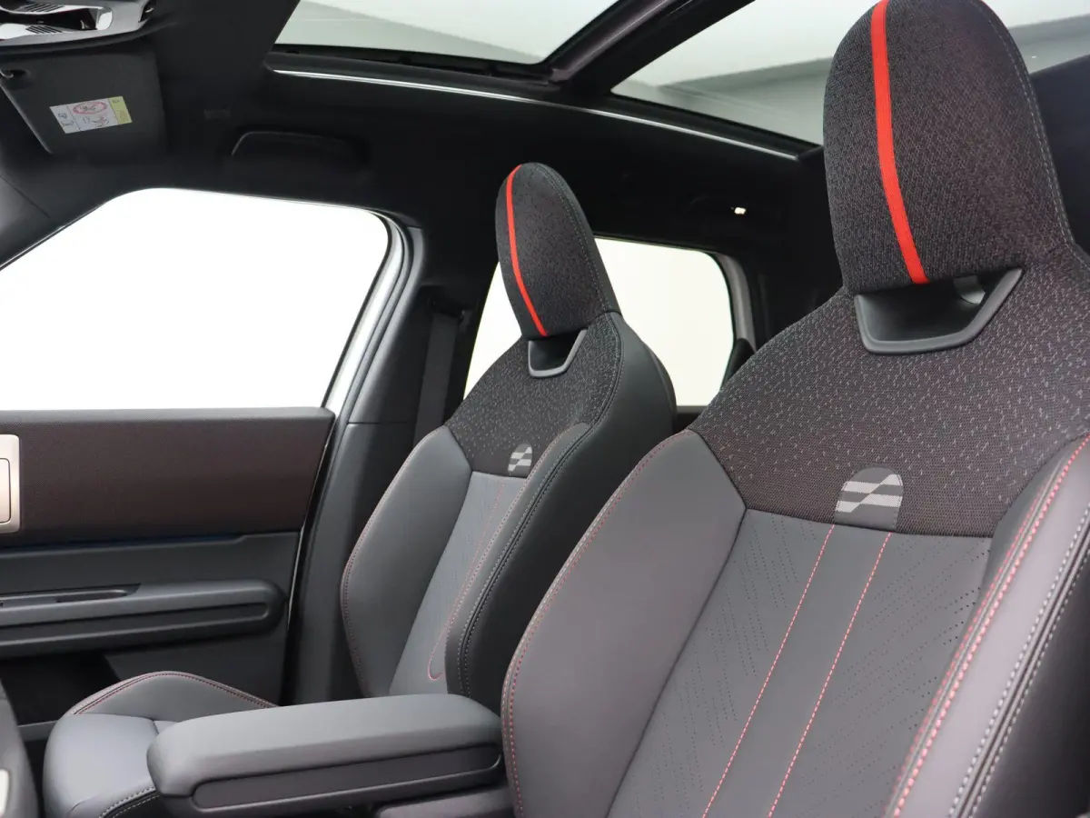 E John Cooper Works + XL Pakket + Getint glas + Pano