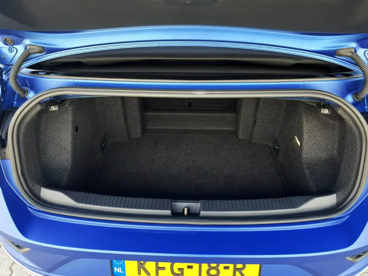 1.5 TSI 150pk DSG R-Line "Edition Blue" | Leer | Trekhaak | Navigatie