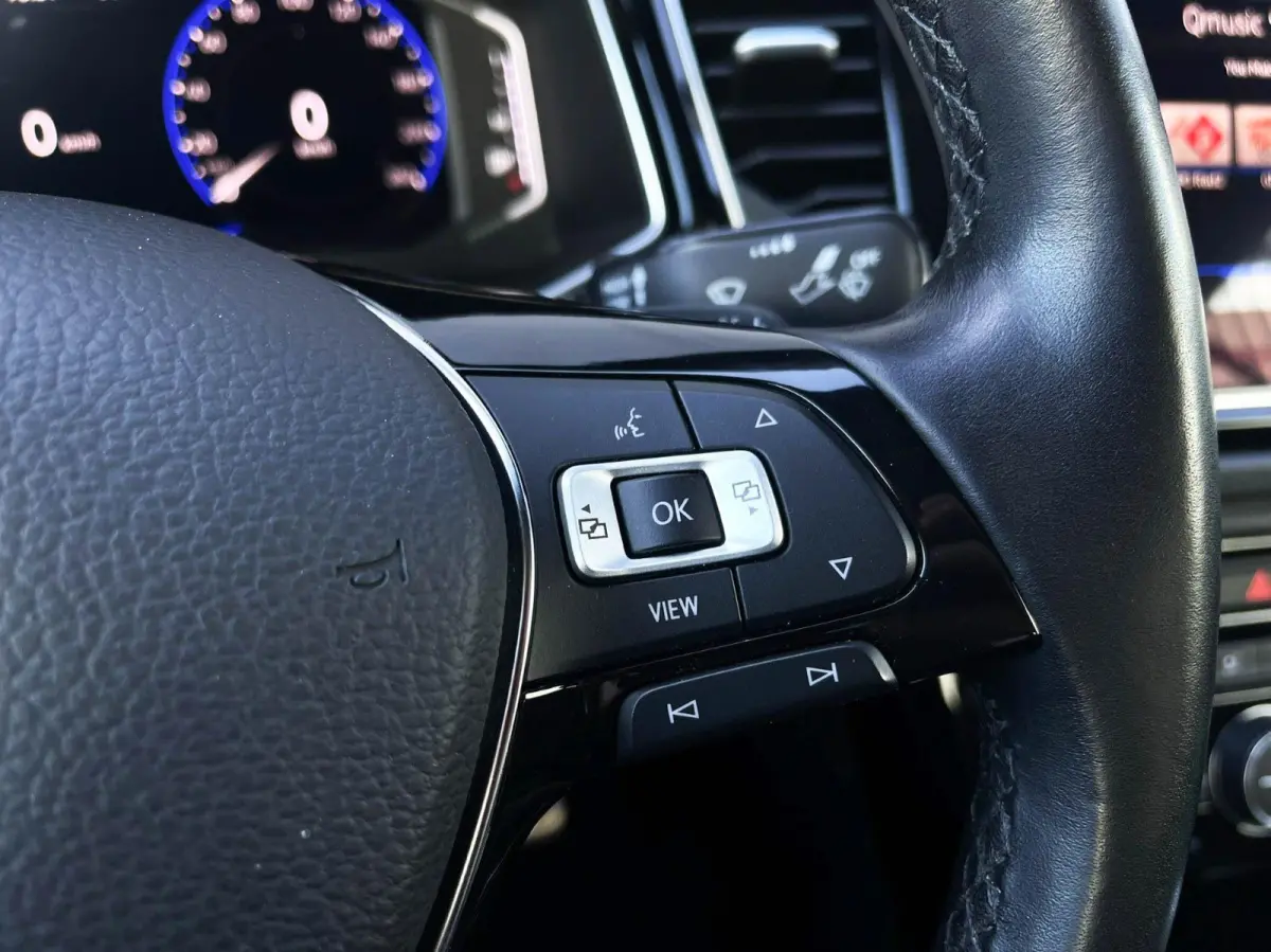 1.5 TSI 150pk DSG R-Line "Edition Blue" | Leer | Trekhaak | Navigatie