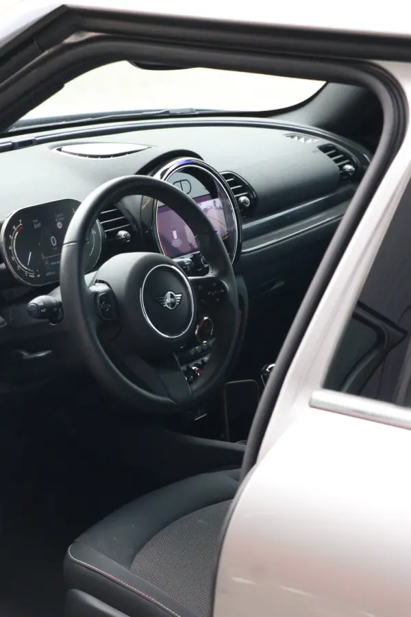 Mini 1.5 Cooper Essential 136PK | automaat | camera