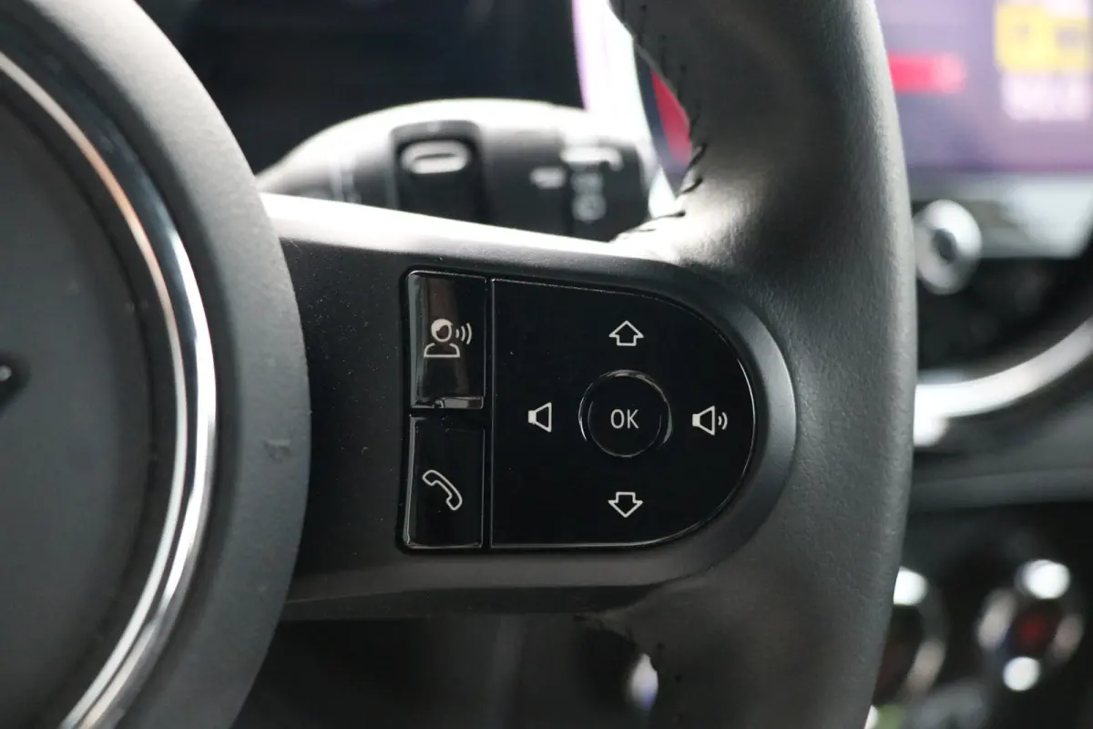 Mini 1.5 Cooper Essential 136PK | automaat | camera