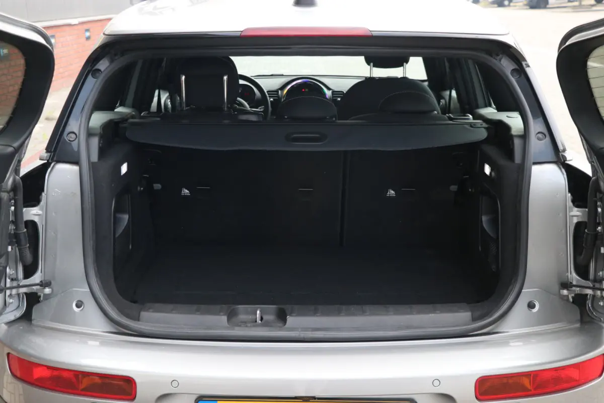 Mini 1.5 Cooper Essential 136PK | automaat | camera